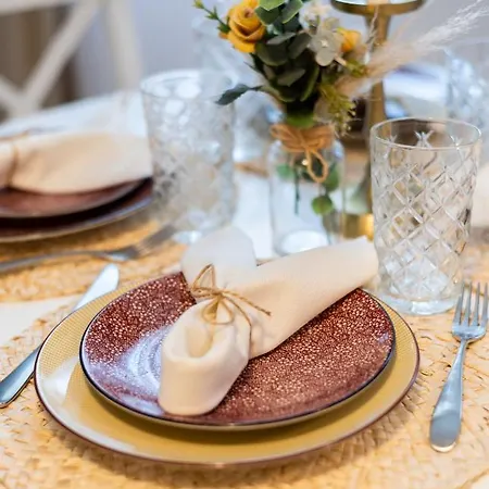 Mediteraneo Apartment *